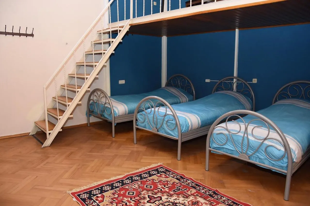 Parallax Hotel And Apartments Tbilisi 3*,
